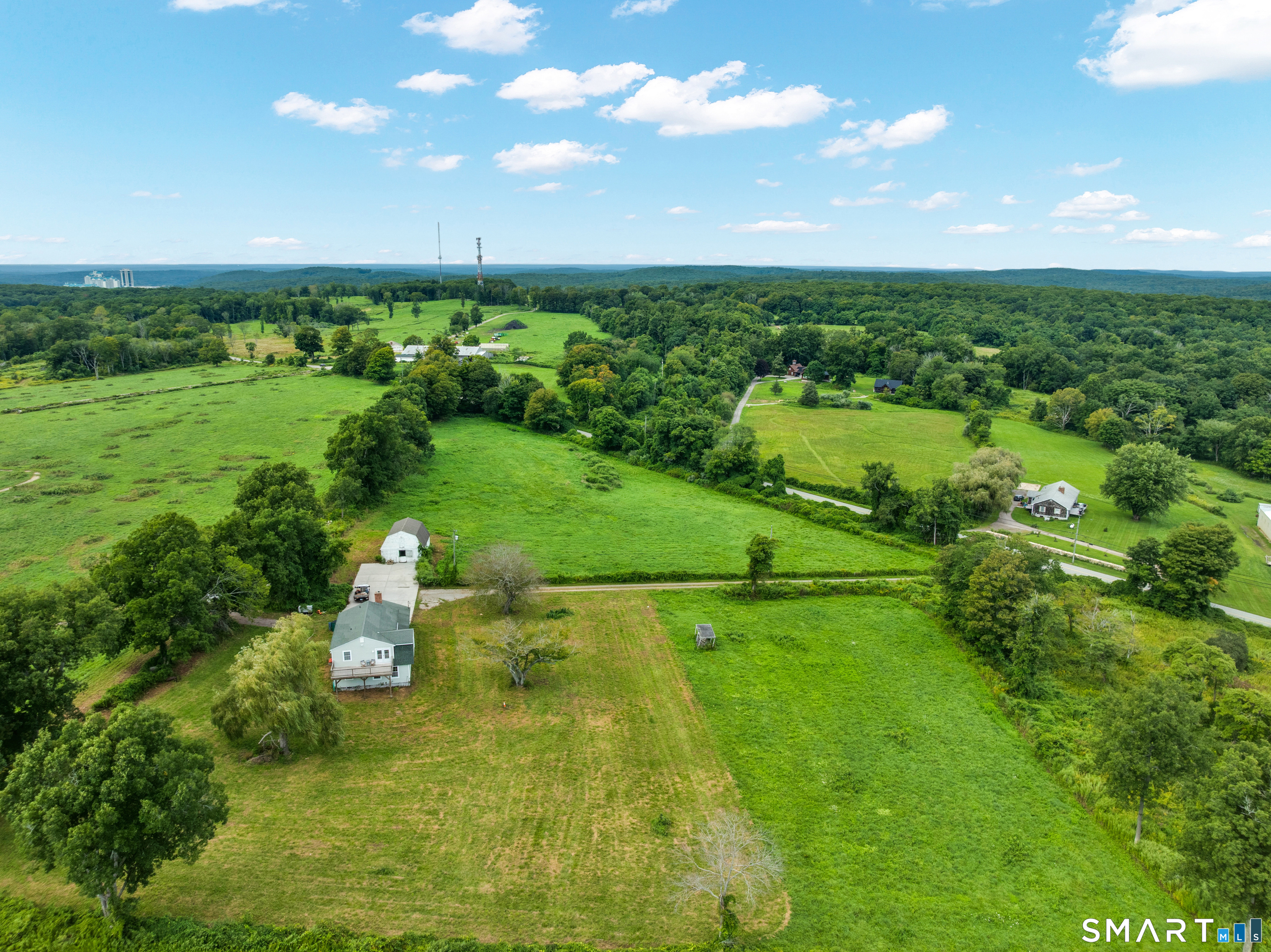 91-B Wintechog Hill Road North Stonington CT 06359