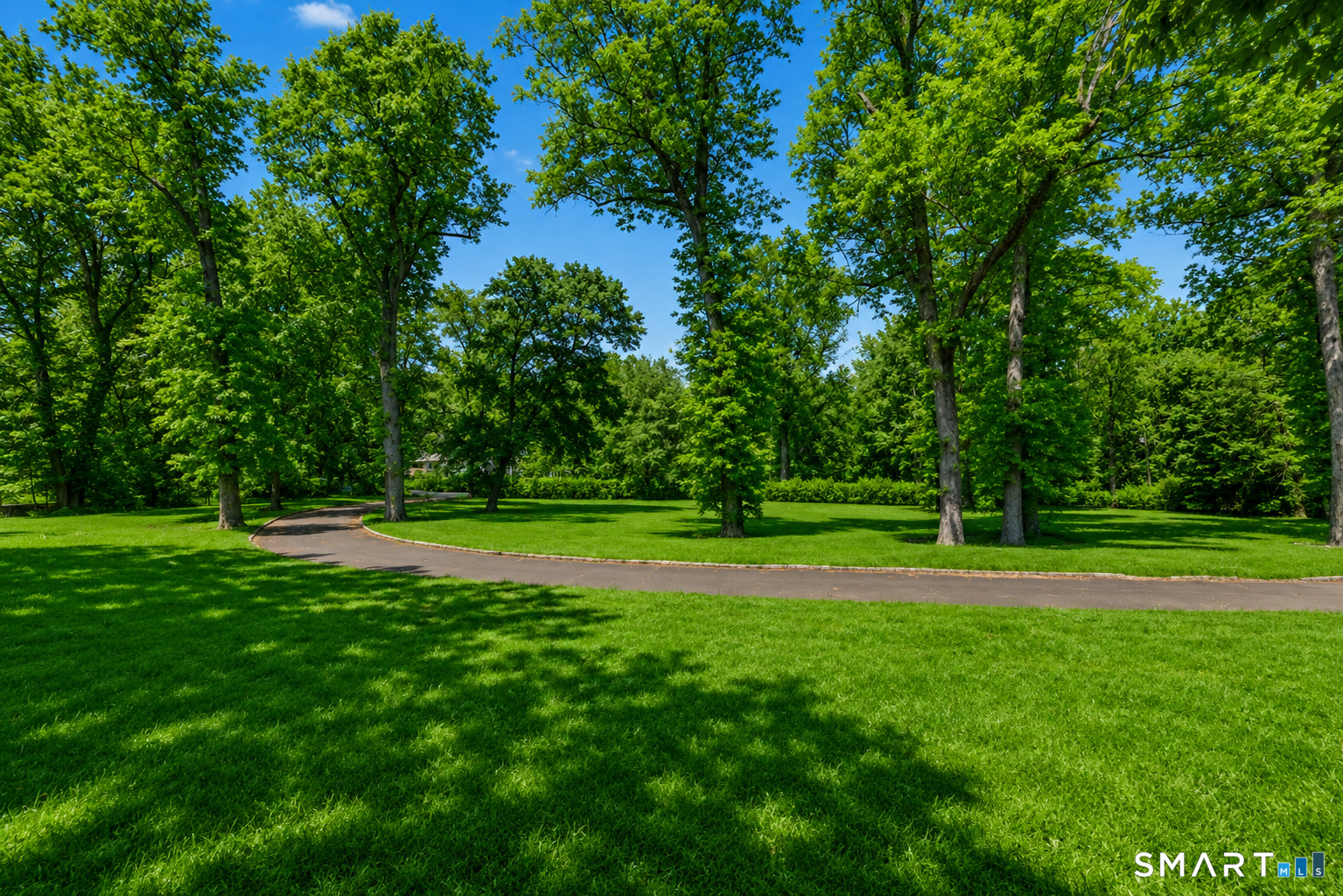 39 Brookridge Drive Greenwich CT 06830