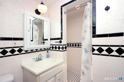 1670 Hartford Turnpike North Haven CT 06473