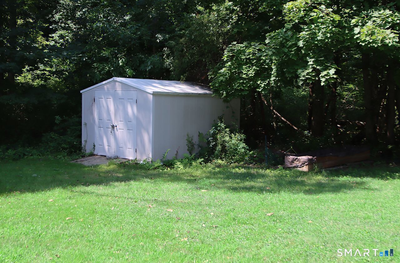 1670 Hartford Turnpike North Haven CT 06473