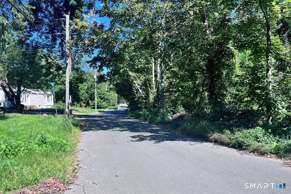 189 Hillfield Road Hamden CT 06518