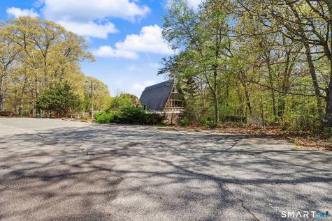 231 Gungywamp Road Groton CT 06340