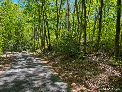 6 Red Fox Road East Lyme CT 06333