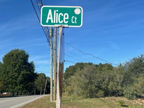 8 Alice Court Stonington CT 06379