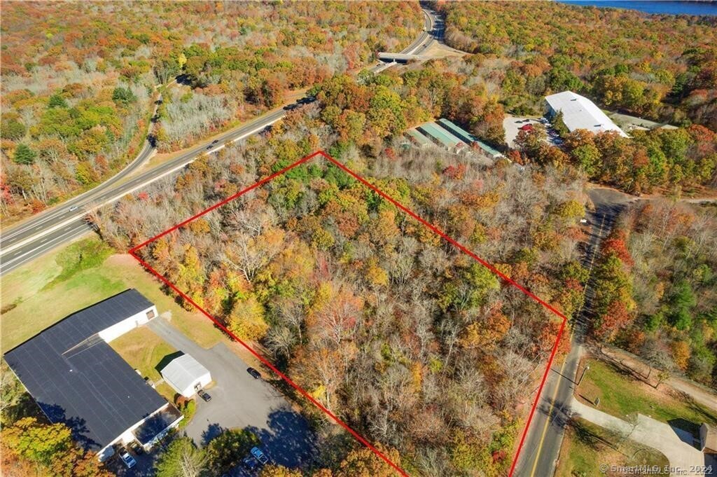 14 Colton Road East Lyme CT 06333