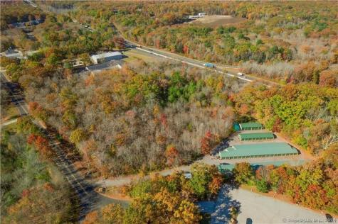 14 Colton Road East Lyme CT 06333