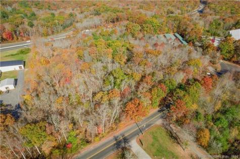 14 Colton Road East Lyme CT 06333