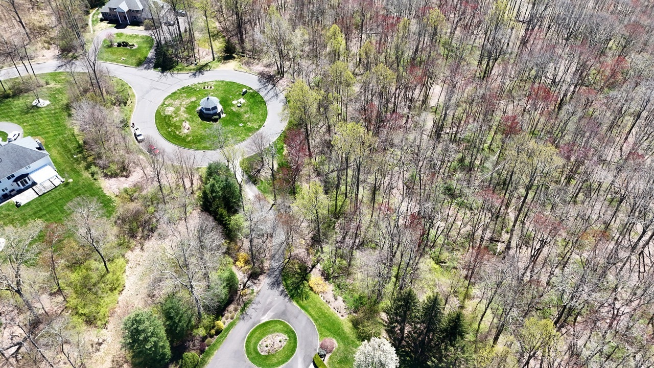 75 Gleneagle Road Middlebury CT 06762