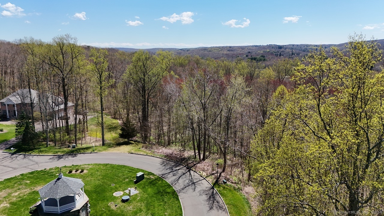 75 Gleneagle Road Middlebury CT 06762