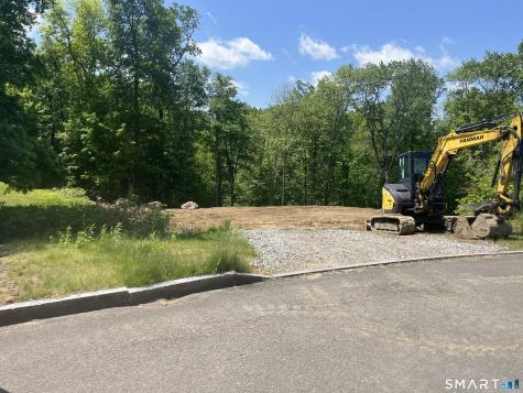75 Gleneagle Road Middlebury CT 06762
