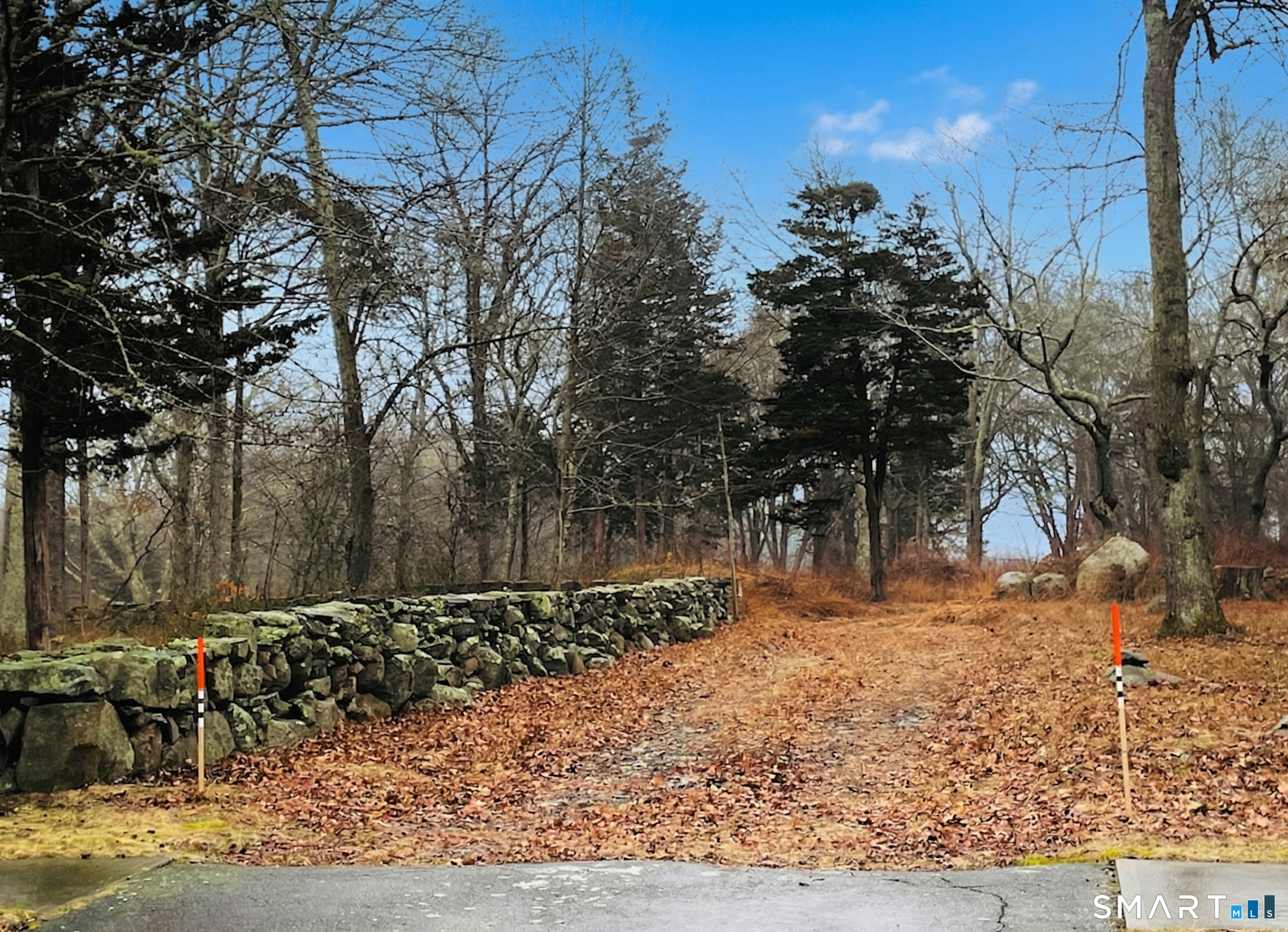 16 Bittersweet Way Stonington CT 06378