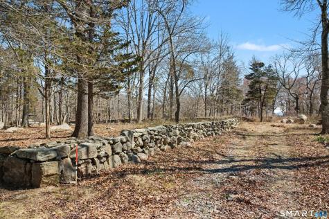 16 Bittersweet Way Stonington CT 06378