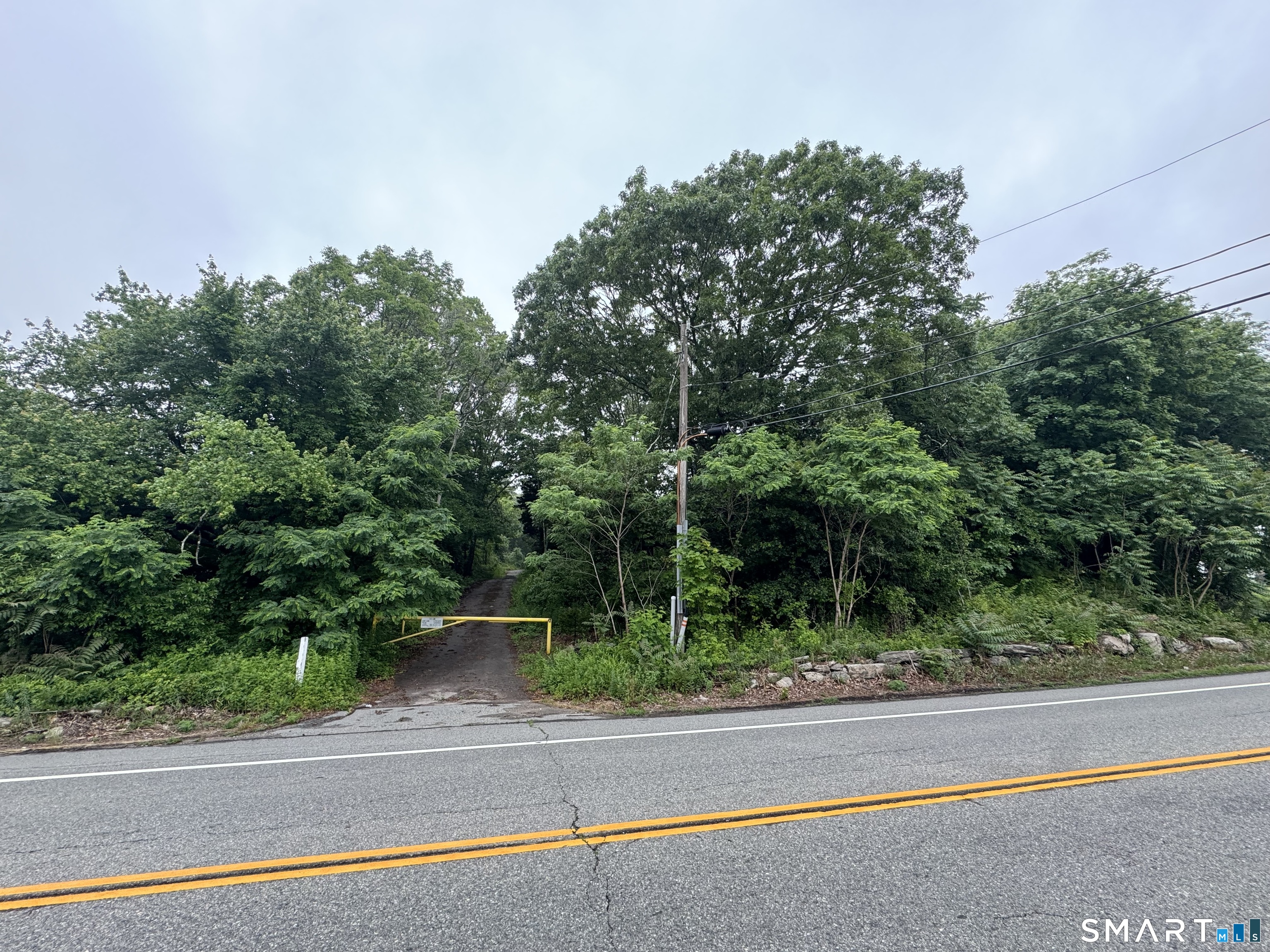 811 Stonington Road Stonington CT 06378