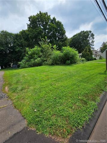 1175 Worthington Ridge Berlin CT 06037