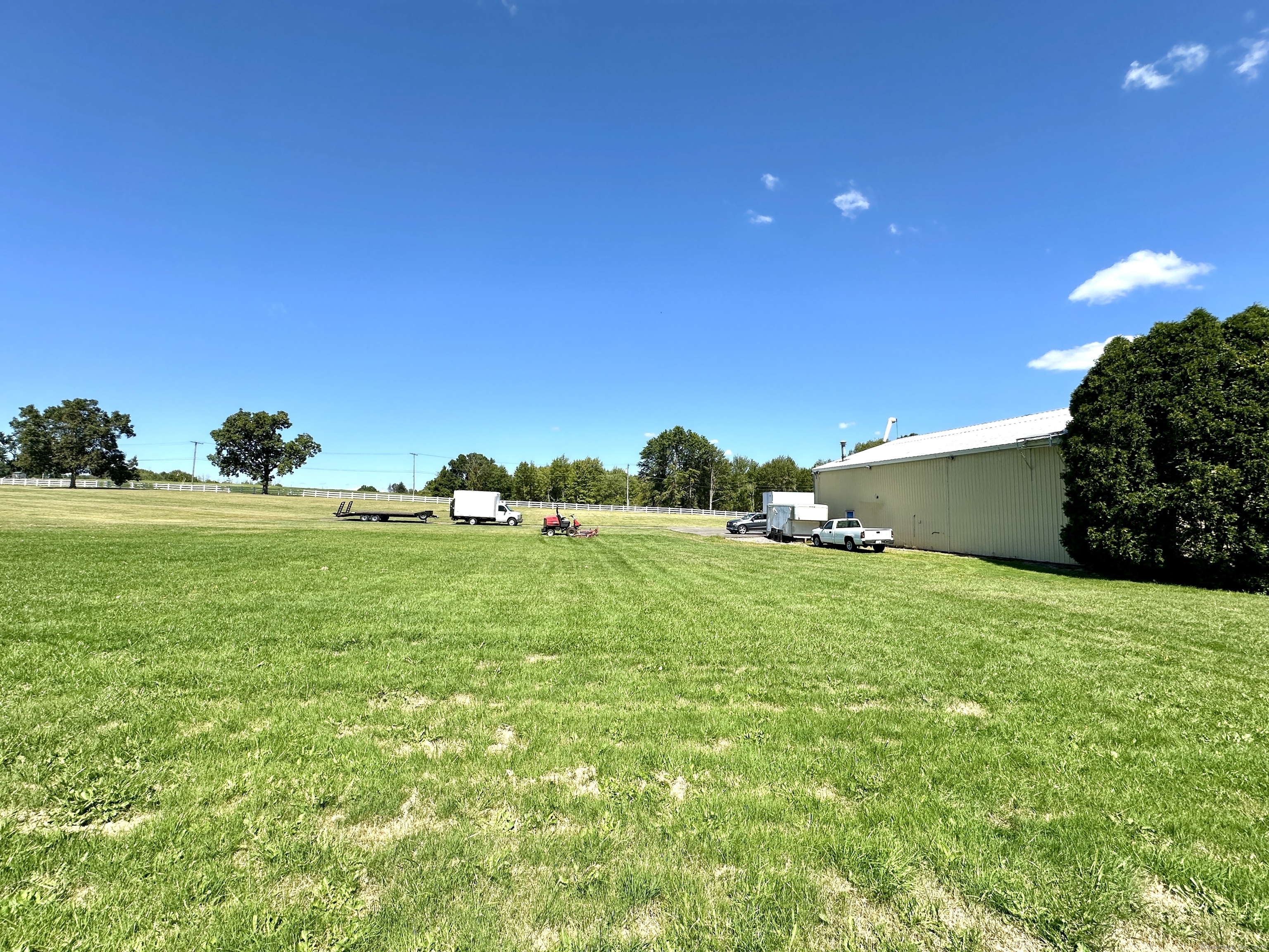 10 Russell Road East Granby CT 06026