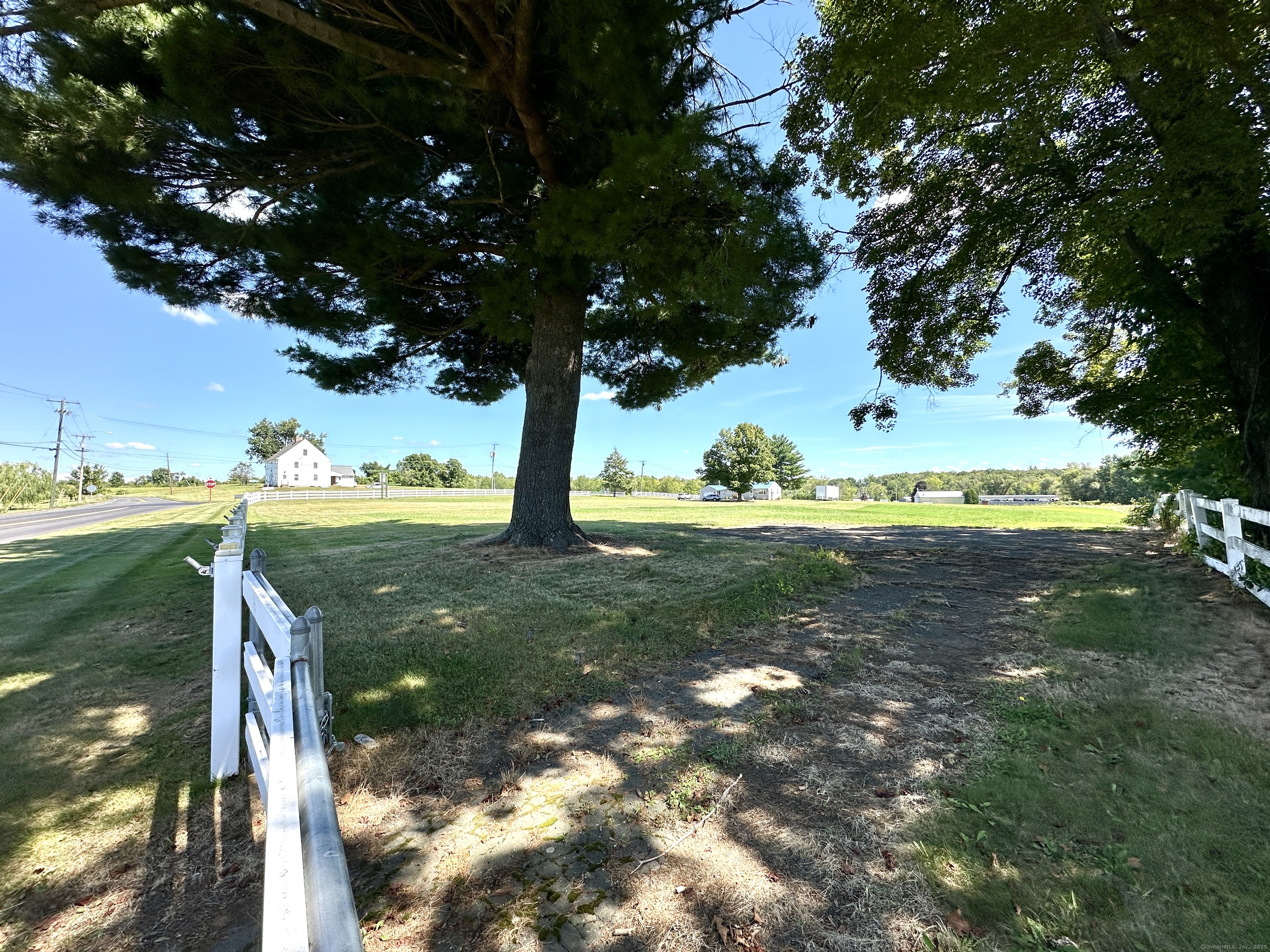 10 Russell Road East Granby CT 06026