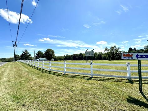 10 Russell Road East Granby CT 06026