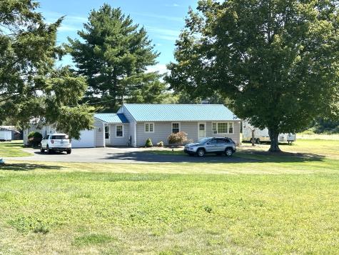 10 Russell Road East Granby CT 06026