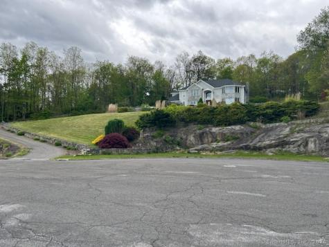 68 Westledge Terrace Torrington CT 06790