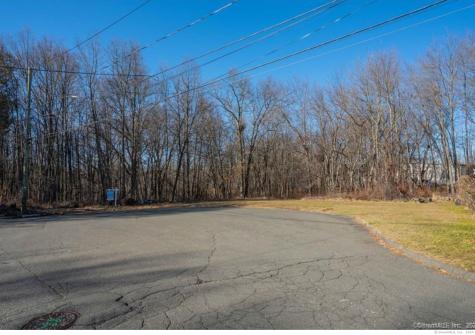 180 Brookline Avenue Bloomfield CT 06002
