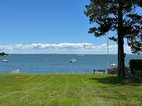 15 Griswold Road East Lyme CT 06357