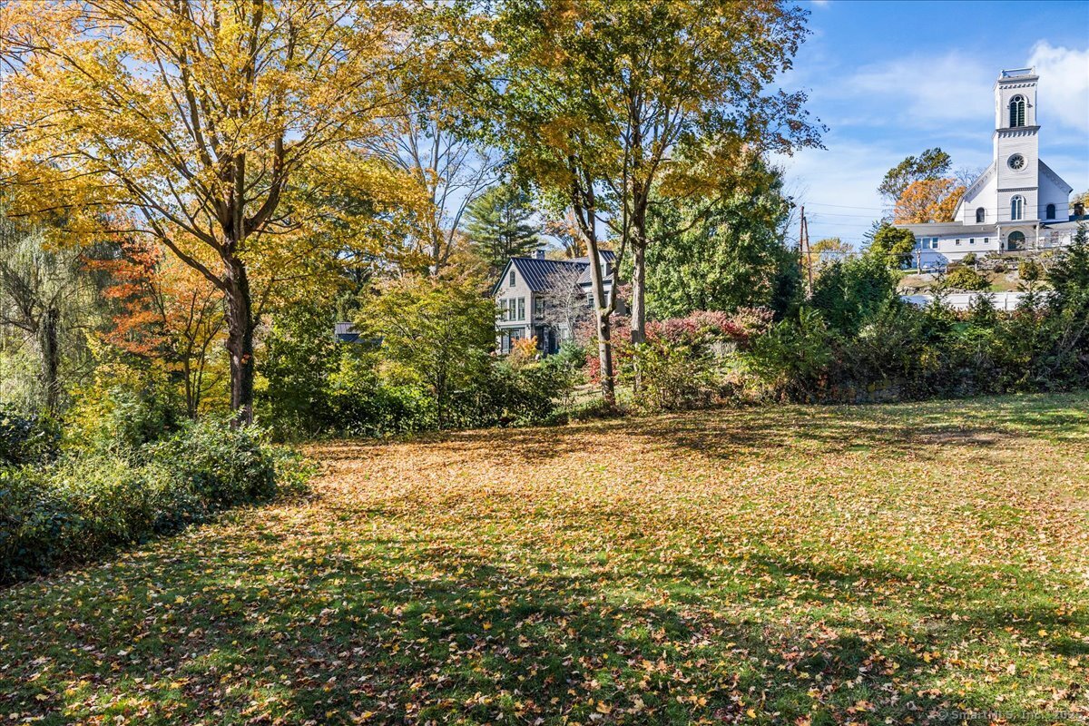 4 Bank Lane Essex CT 06426