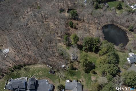 2680 Long Hill Road Guilford CT 06437