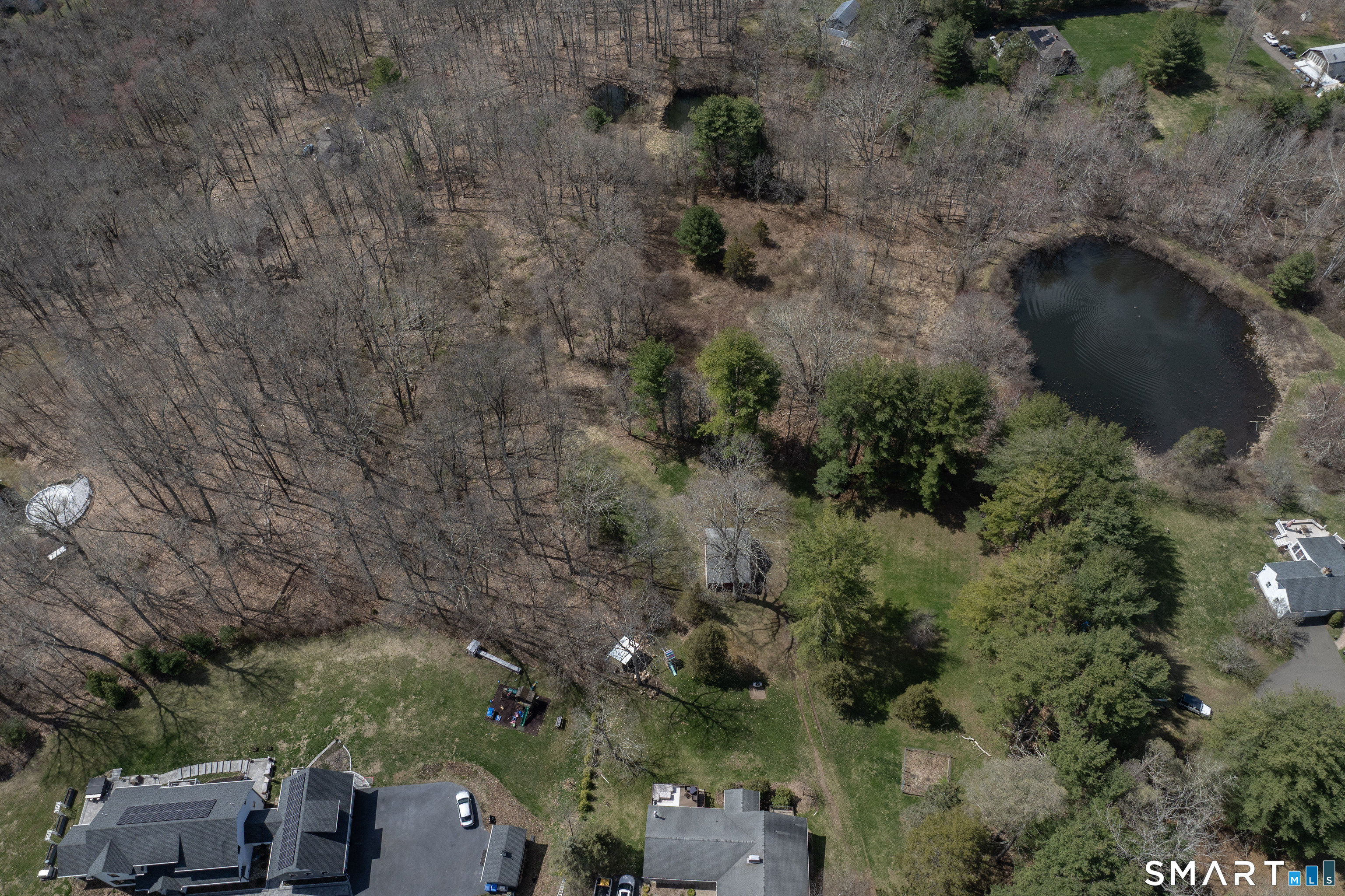2680 Long Hill Road Guilford CT 06437