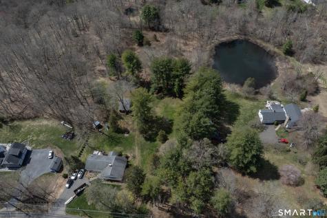 2680 Long Hill Road Guilford CT 06437