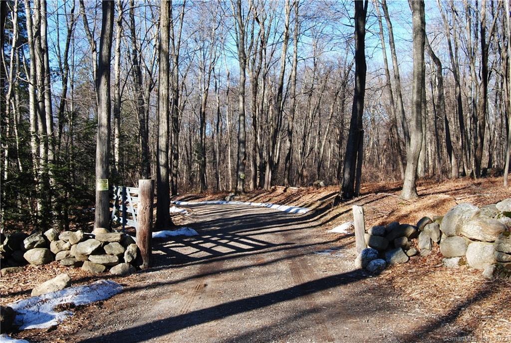 5 Homestead Lane Canton CT 06019