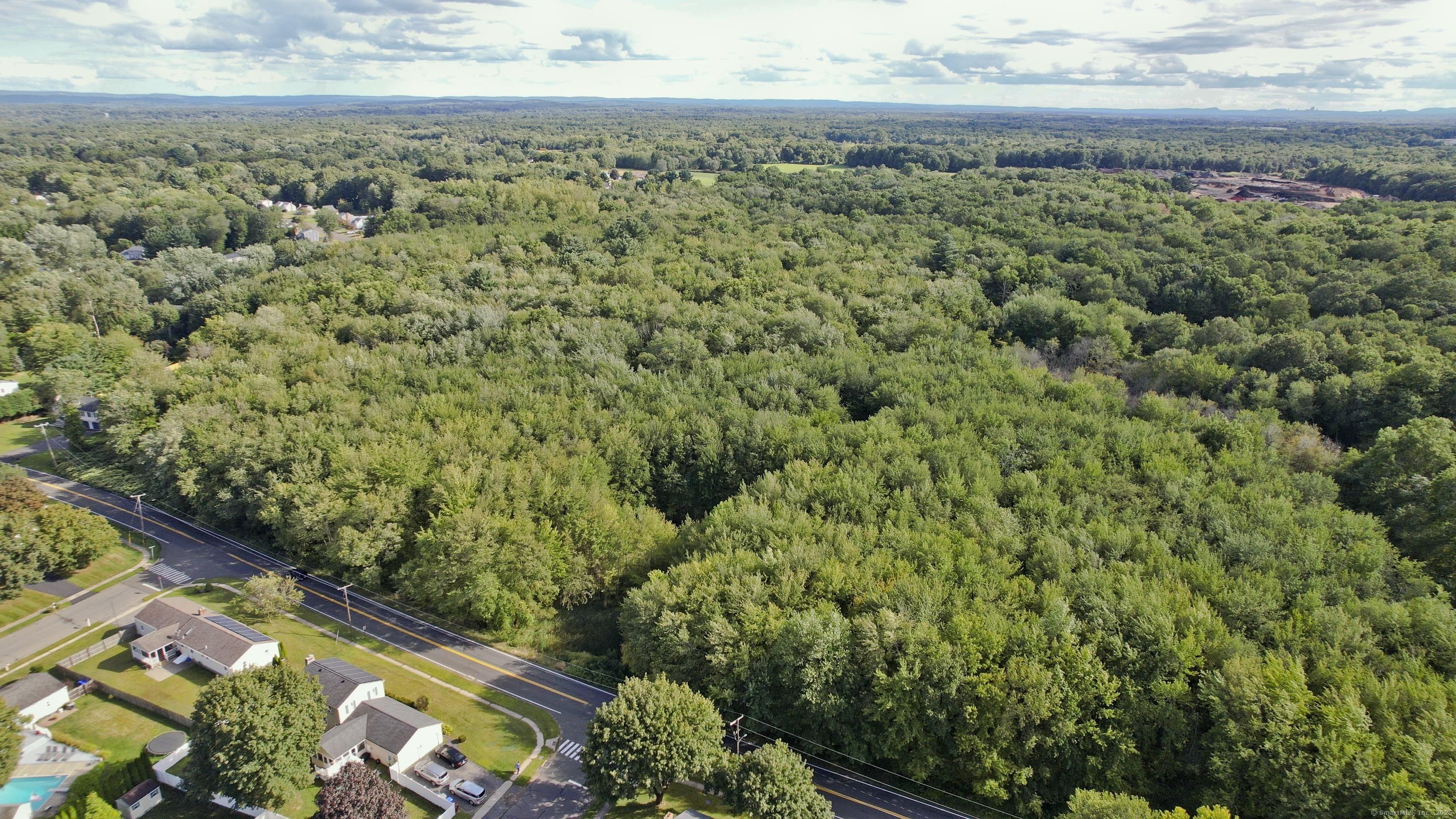 86 Weymouth Road Enfield CT 06082