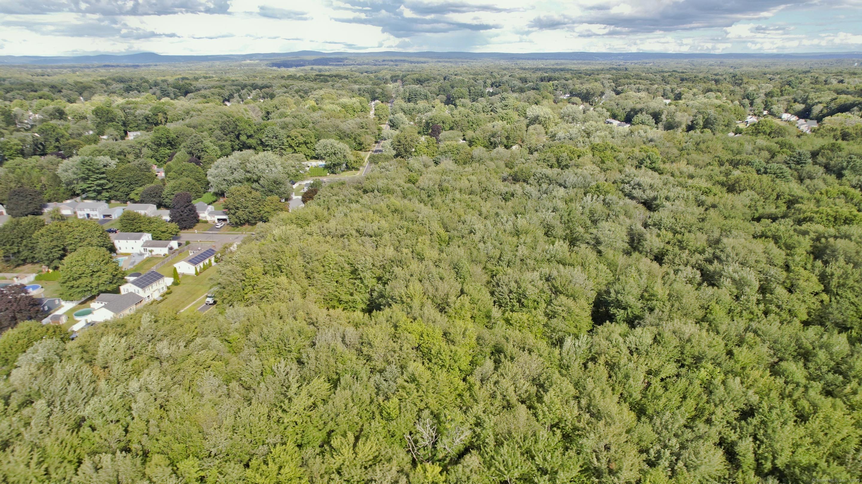 86 Weymouth Road Enfield CT 06082