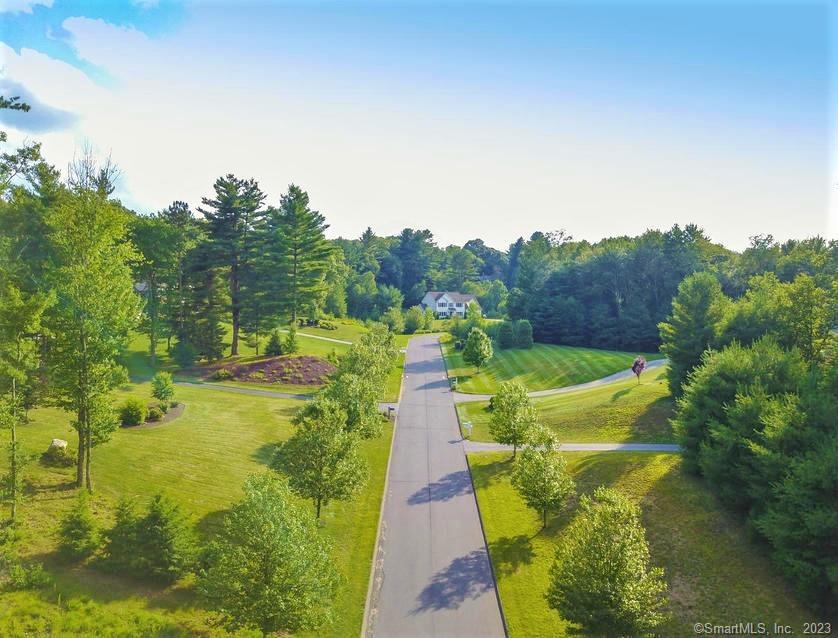 8 Garret Ridge Court New Hartford CT 06057