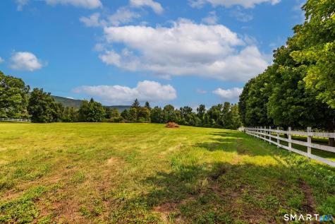 471(3) Undermountain Road Salisbury CT 06068
