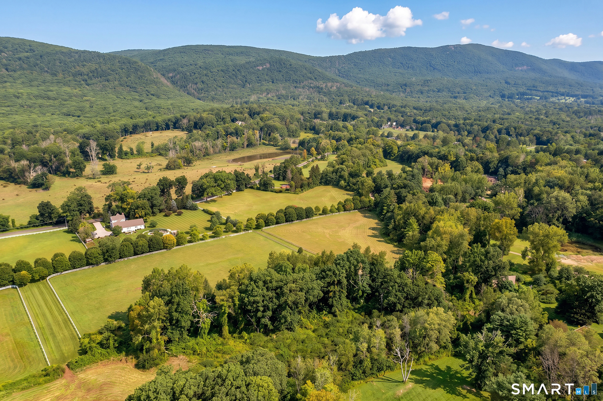 471(3) Undermountain Road Salisbury CT 06068