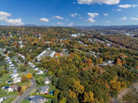 36R Nod Brook Road Wallingford CT 06492