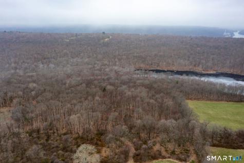 139 Chestnut Hill Road East Hampton CT 06424