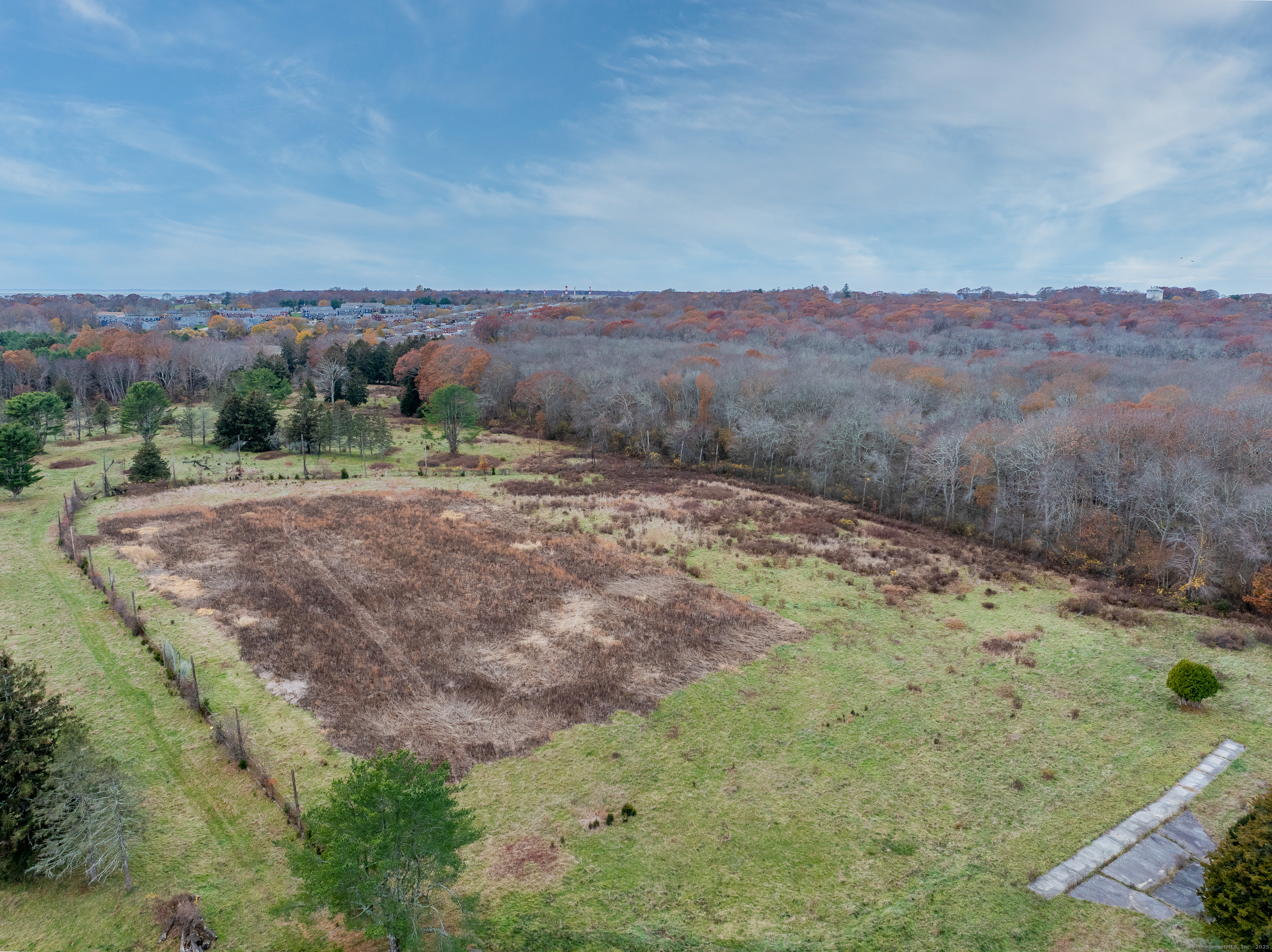 119 High Rock Road Groton CT 06340