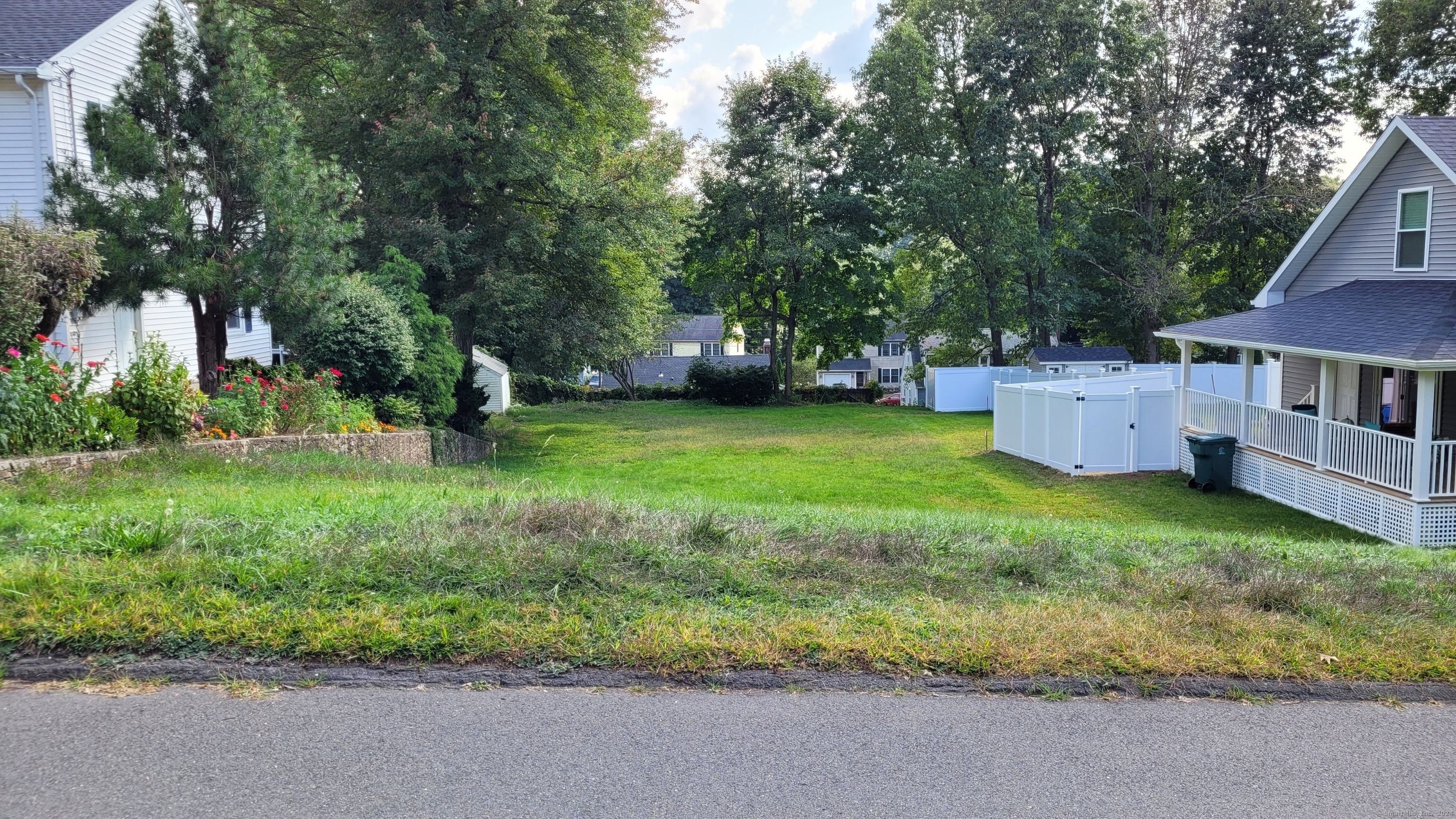 Fairlawn Street Bristol CT 06010
