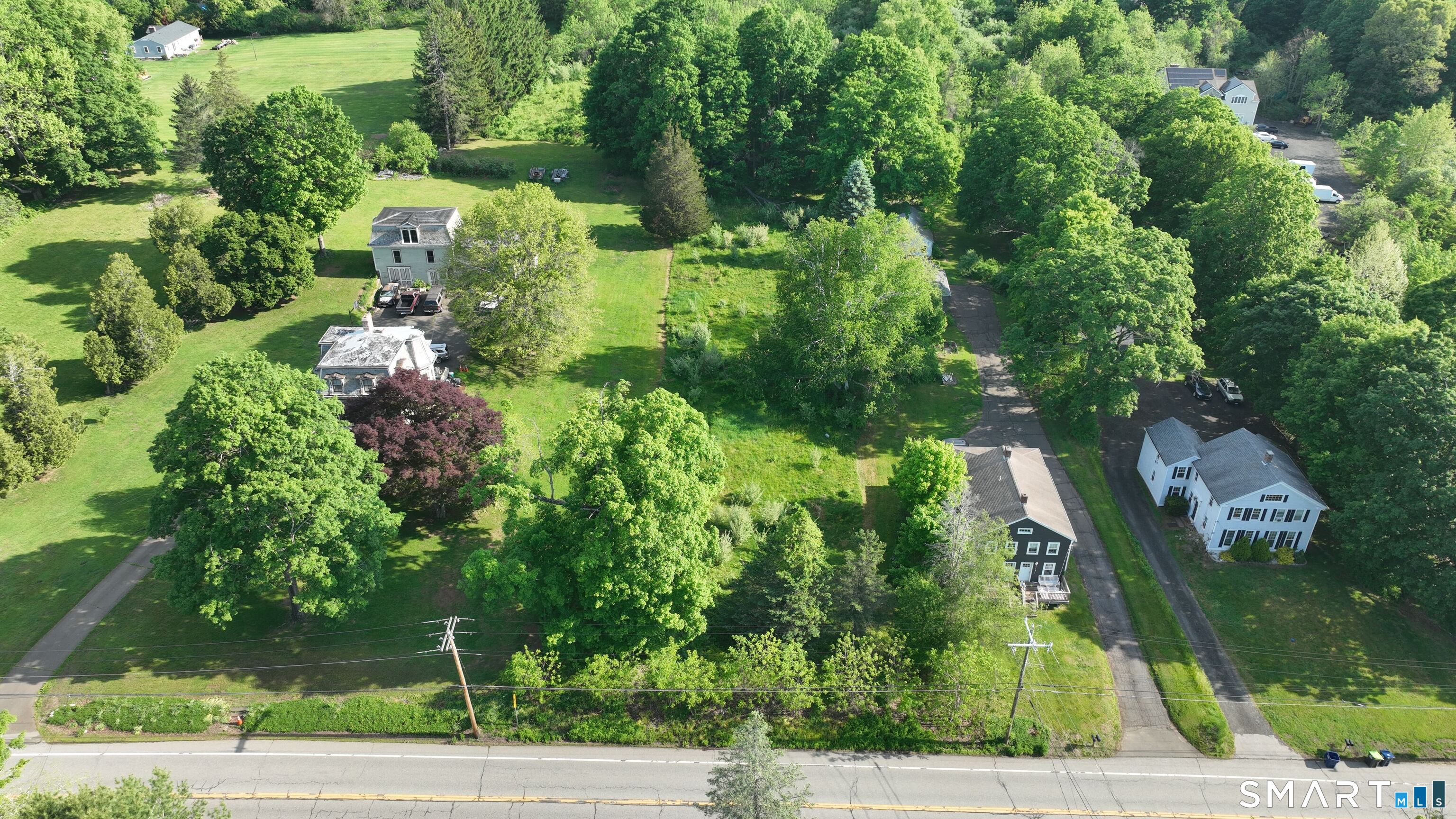 133 Main Street Middlefield CT 06481