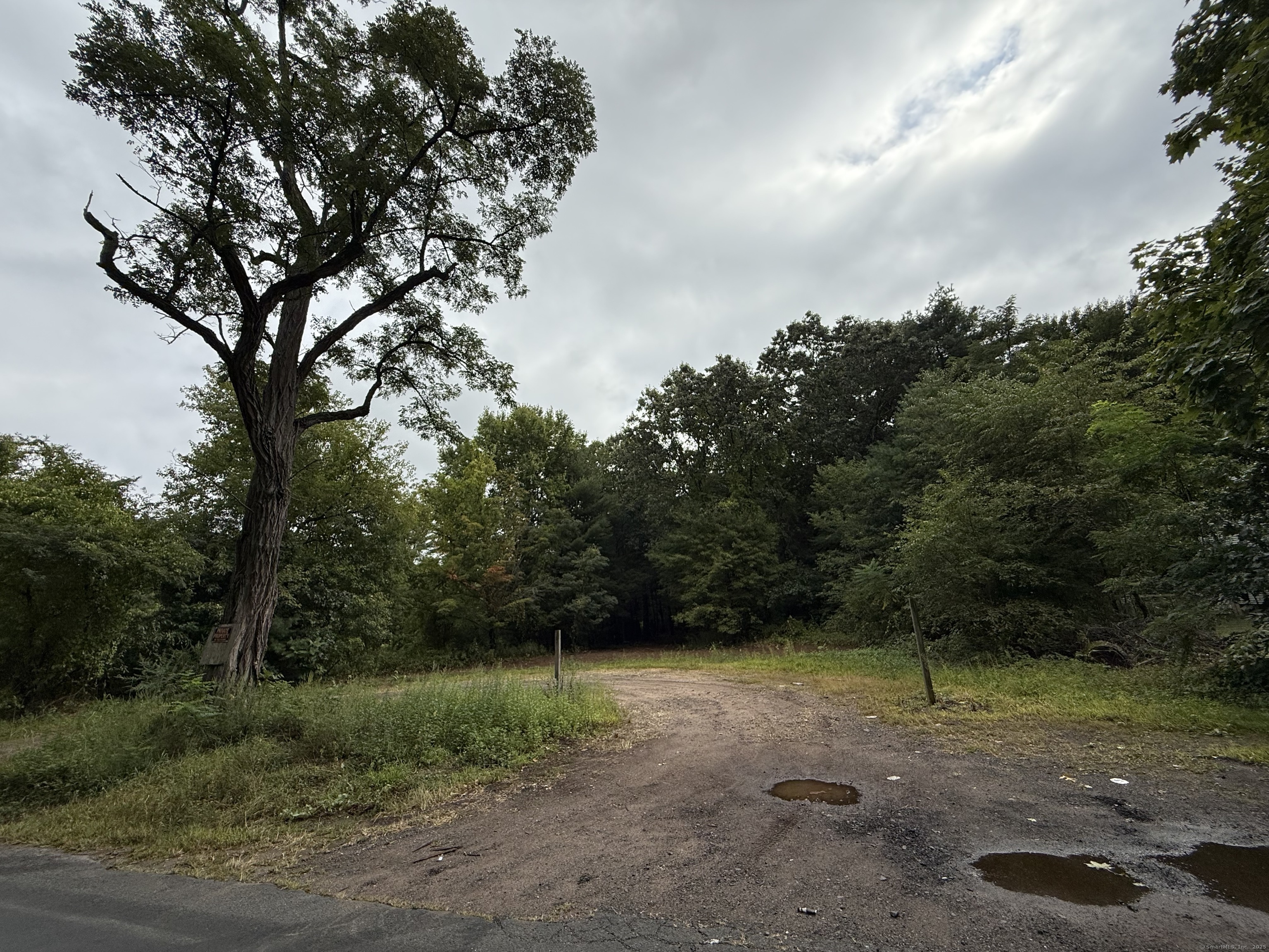 95 Simon Road Enfield CT 06082