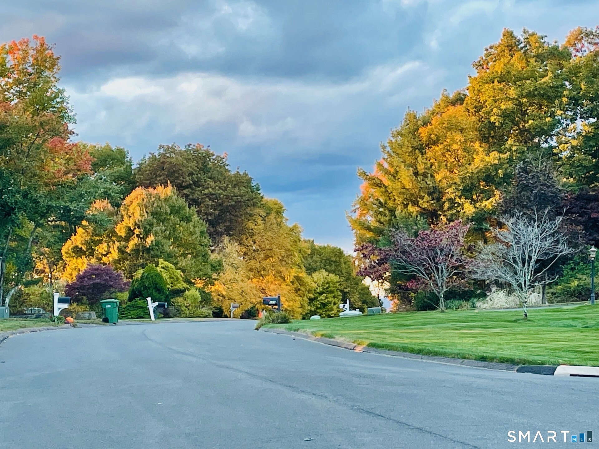 245 Knollwood Drive Glastonbury CT 06033