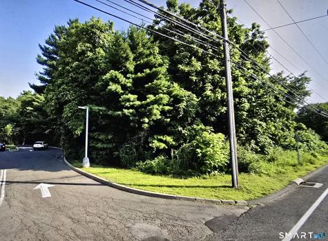 8 Old Windsor Road Bloomfield CT 06002