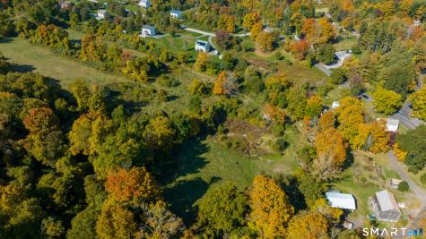 63 Currituck Road Newtown CT 06470