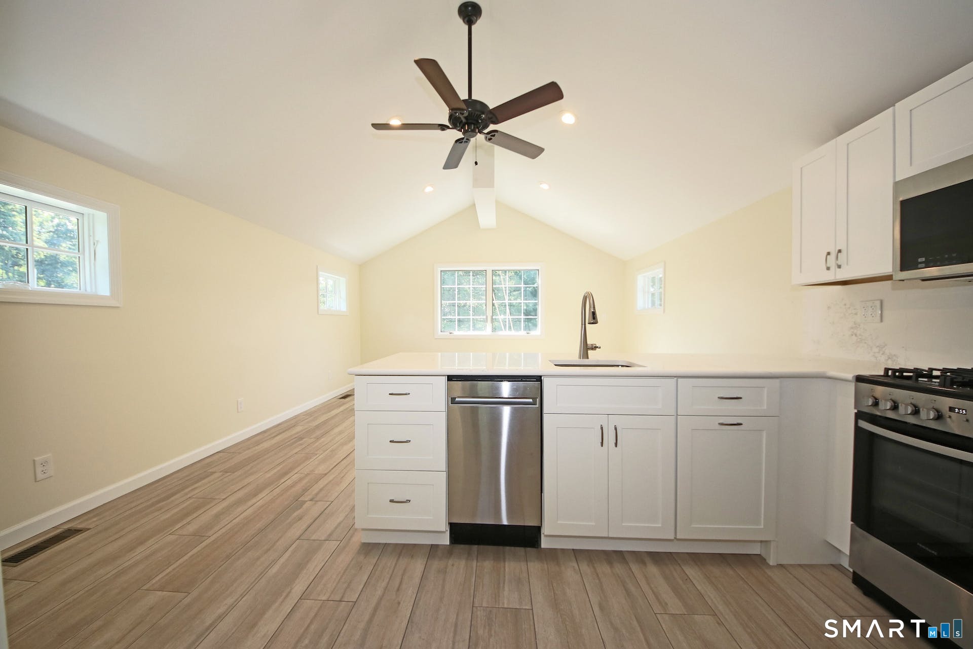 Fairfield CT 06824