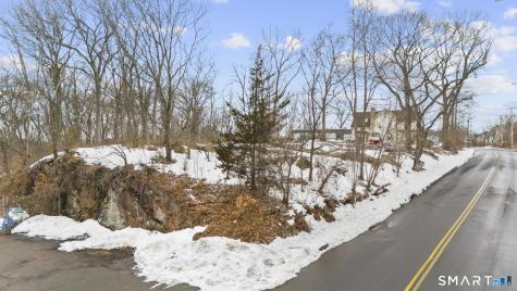 270 Bradley Street East Haven CT 06512