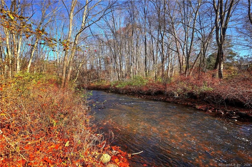 81 Oneil Road Oxford CT 06478