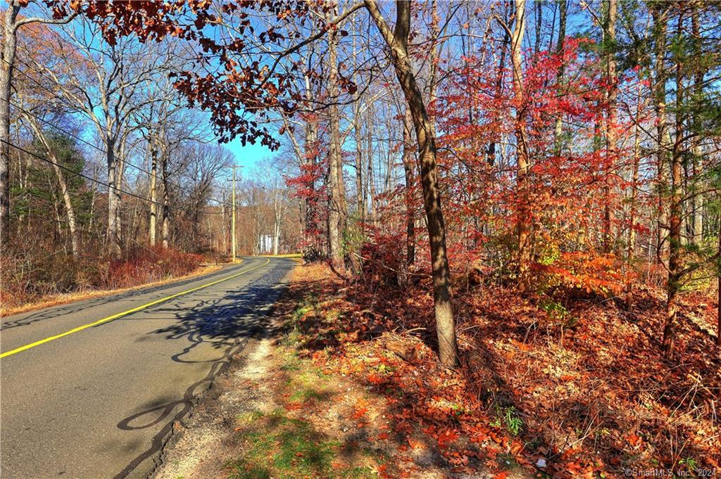 81 Oneil Road Oxford CT 06478