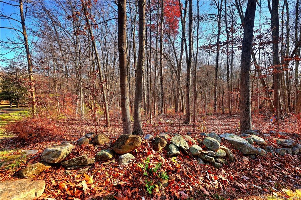 81 Oneil Road Oxford CT 06478