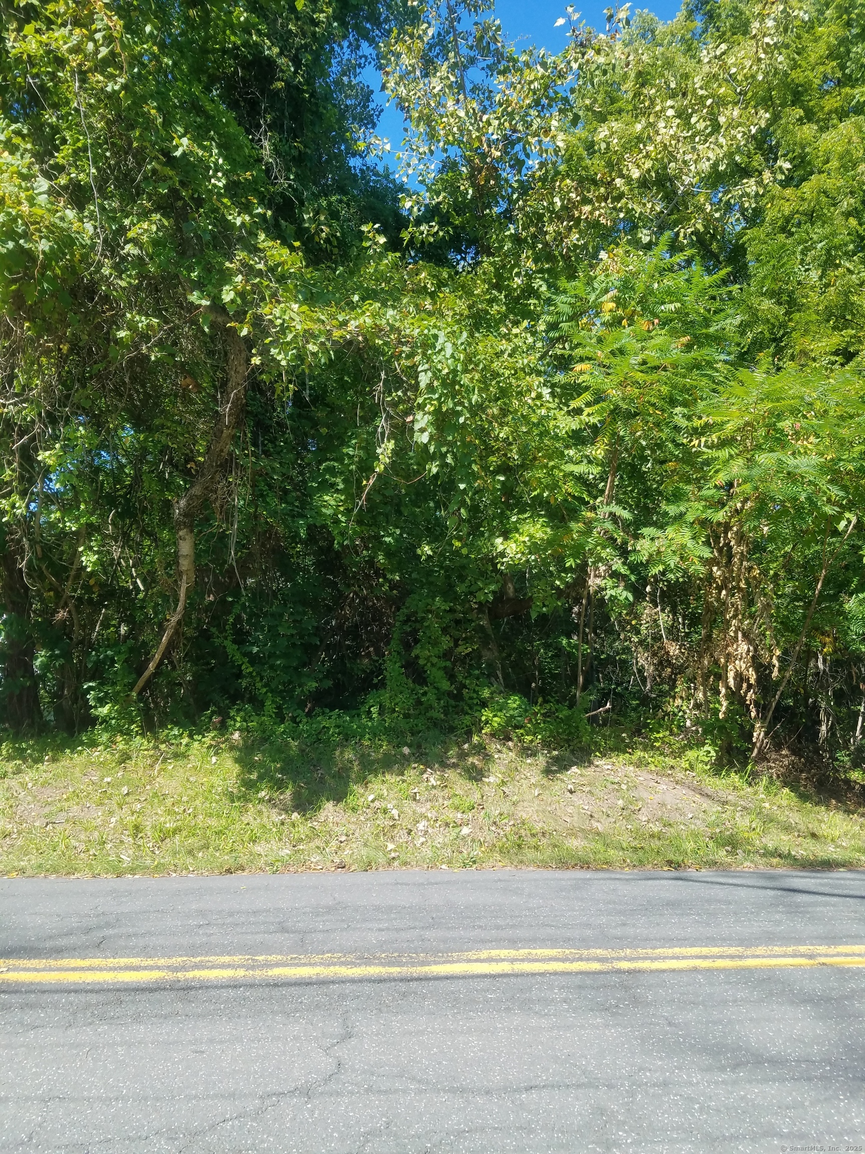 28 & 33 River Road Cromwell CT 06416